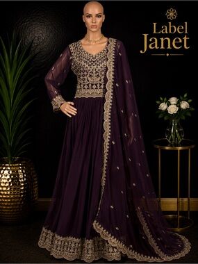 Brand new Purple Embroidered Long Sleeve Evening Dress (M - 38”)